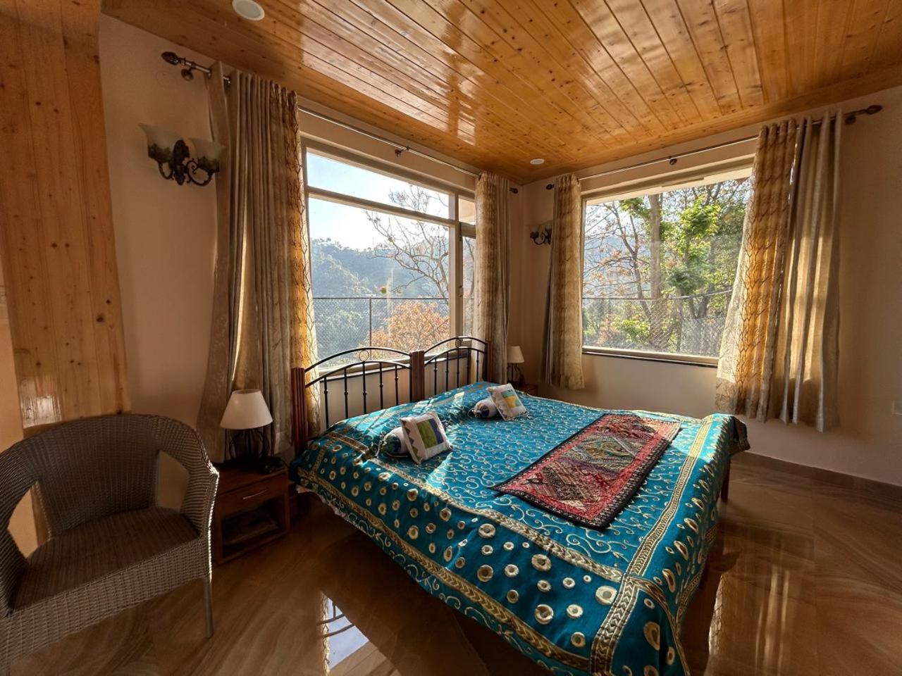 Idyllic Private Cottage W/King Bed + Mountain View Kasauli Exterior photo